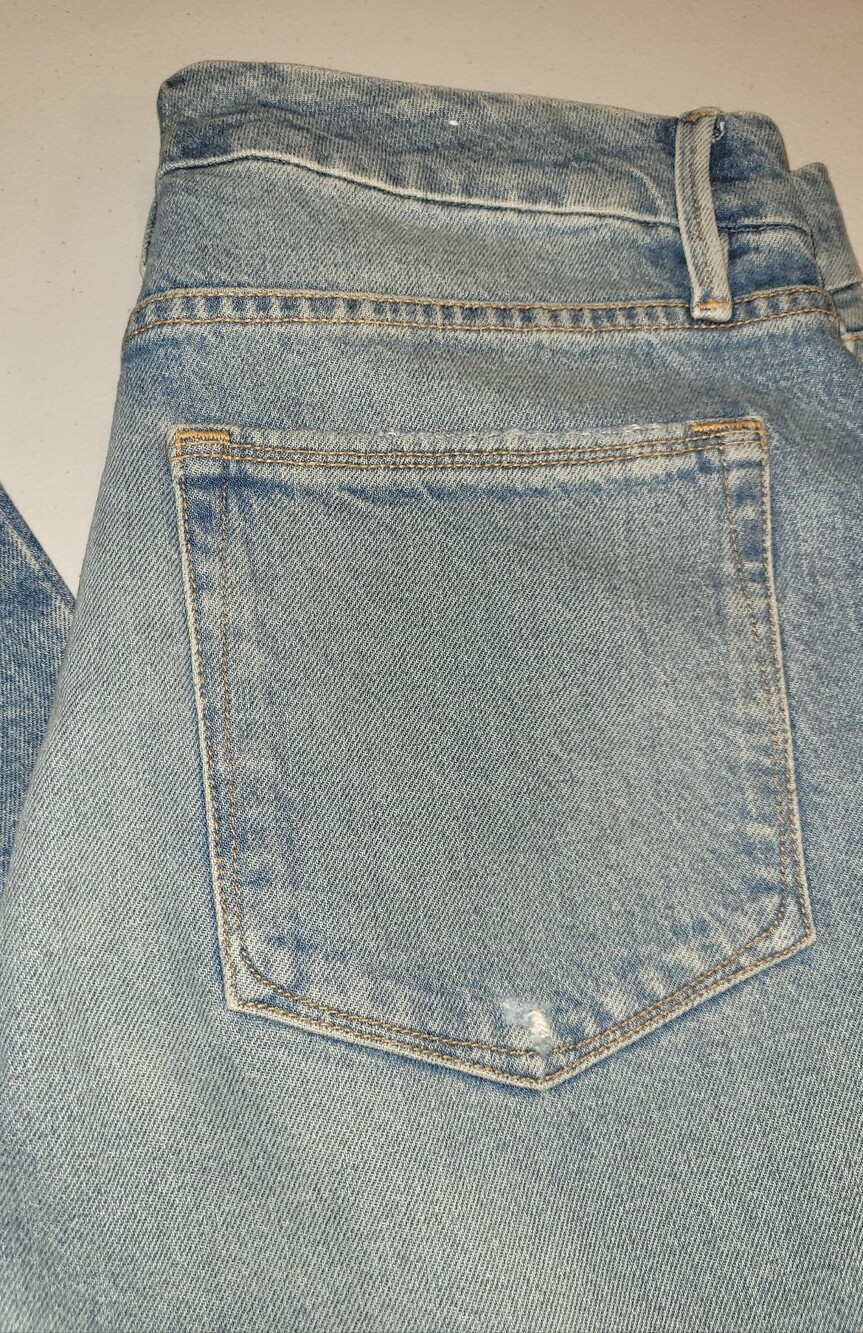 Good American, Light Blue Jeans - Size 10/30 - Picture 3 of 15